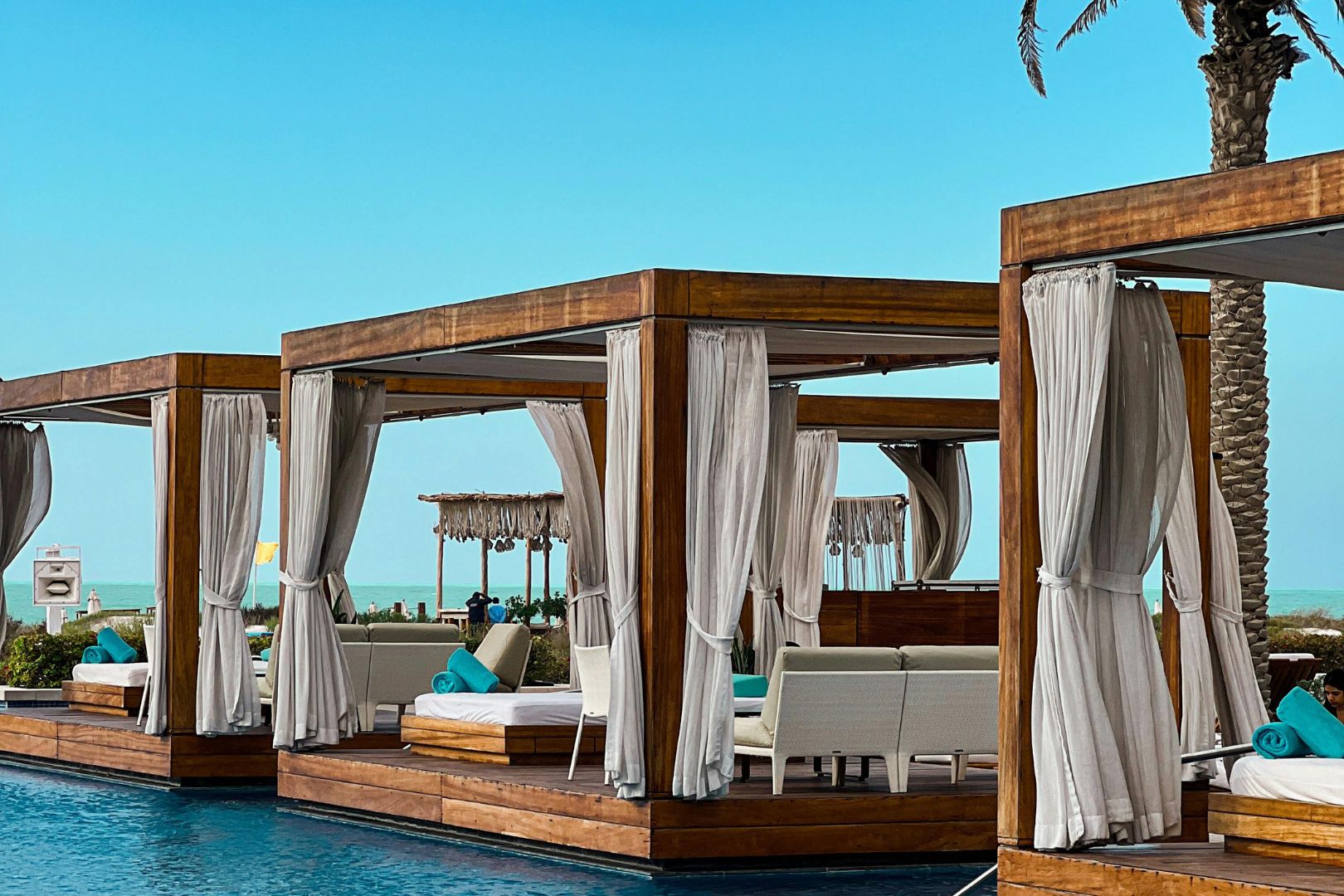 beach-clubs-marbella